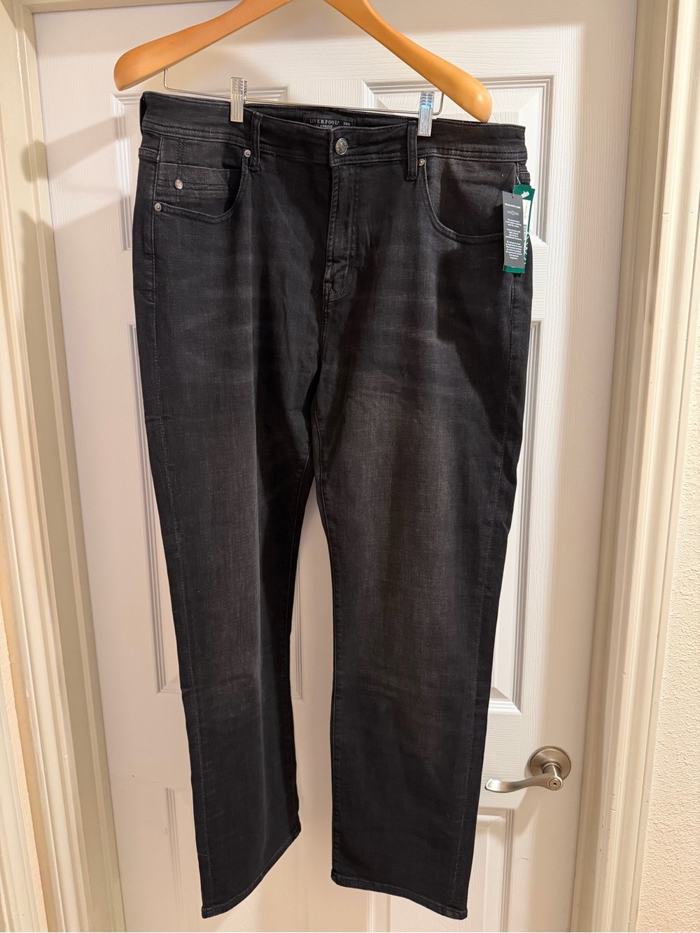 Liverpool Sutton Loose Straight Jeans 38x32 Black Eco NWT - Picture 10 of 10